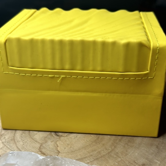 Invicta Lupah Ladies Women’s Pink Bling Rhinestone Watch NEW in Box 22117 - Picture 9 of 9